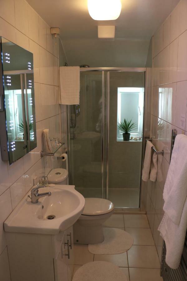 The Grange Bed & Breakfast East Barkwith Bagian luar foto
